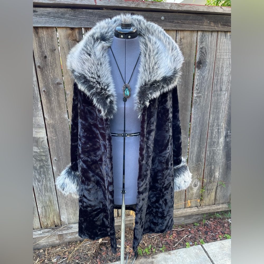 American Vintage Black and Gray Faux Fur Pea Coat - Picture 10 of 16